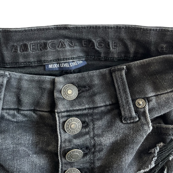 Black Distressed High Rise AEO Jean Shorts - Picture 3 of 3